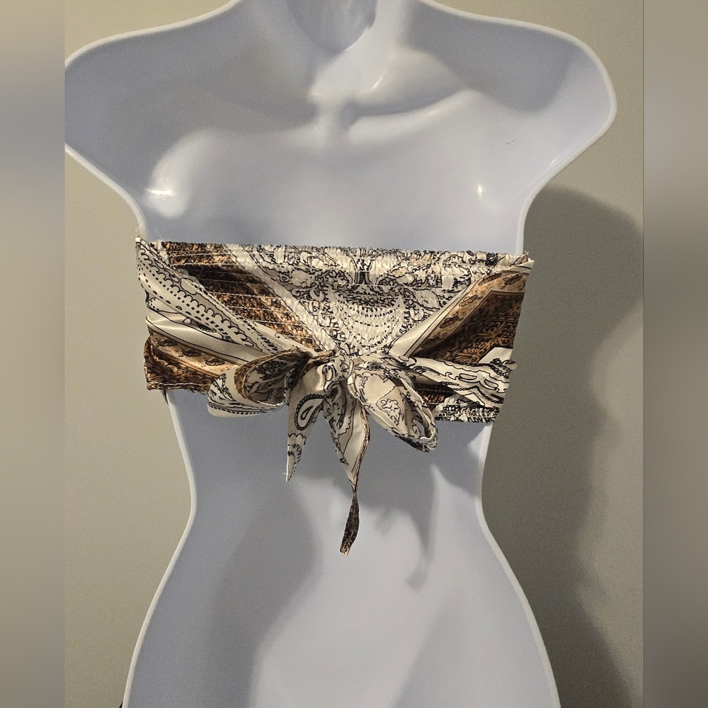 Ardene Satin Handkerchief Tube Top. Size XS. - Picture 3 of 5